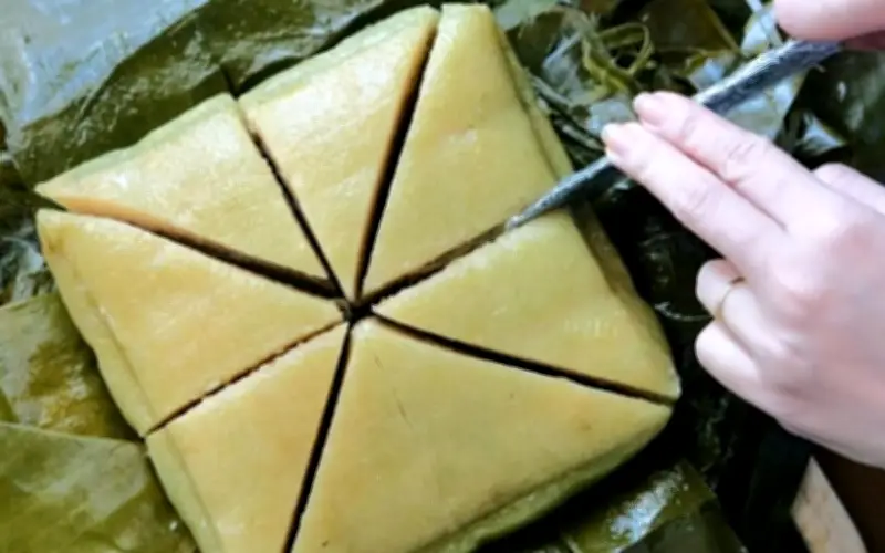 3 Dấu Hiệu Bánh Chưng Sau Tết Đã Hỏng: Ăn Vào Dễ Ngộ Độc Dù Chưa Mốc