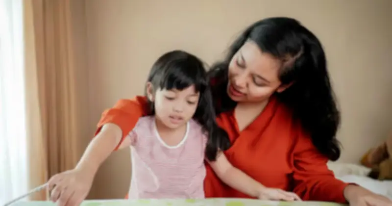 3 tư duy 'nghèo nàn' của cha mẹ có thể khiến con cái mất phương hướng dù gia đình đủ đầy