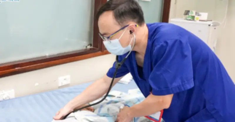 3 Trẻ Em Nguy Kịch Sau Vài Giờ Tự Chữa Đau Bụng, Buồn Nôn Tại Nhà