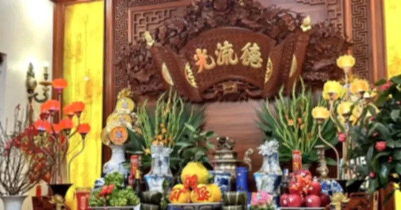 4 thứ cần tránh đặt lên bàn thờ ngày Tết để giữ sự trang nghiêm và phong thủy tốt