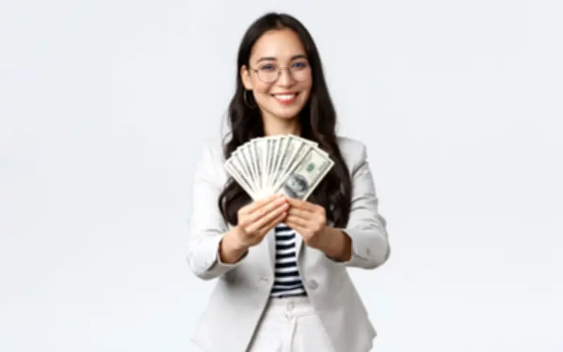 40 Tuổi Nhìn Lại: Điều Đáng Giá Nhất Không Phải Sự Nghiệp Mà Là Tiền Tiết Kiệm