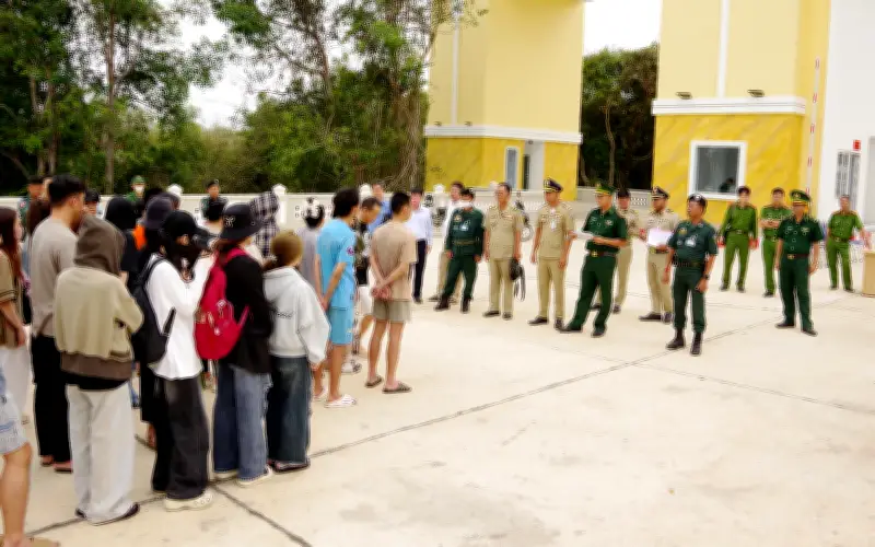 53 Công Dân Việt Nam Bị Trục Xuất Từ Campuchia Được Tiếp Nhận Về Nước