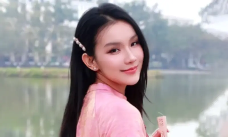 6 kiểu áo dài Tết được sao Việt lăng xê rầm rộ trong mùa xuân 2026