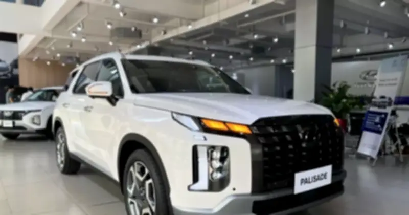 Làn sóng giảm giá xe 7 chỗ dịp Tết: Cơ hội vàng cho người tiêu dùng