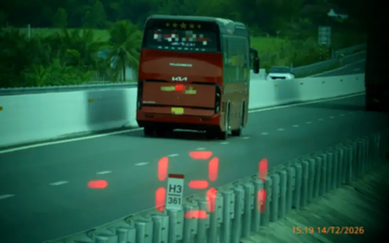 74 Xe Khách Vi Phạm Tốc Độ Trên Cao Tốc TP.HCM - Khánh Hòa, Phạt Hơn 316 Triệu Đồng
