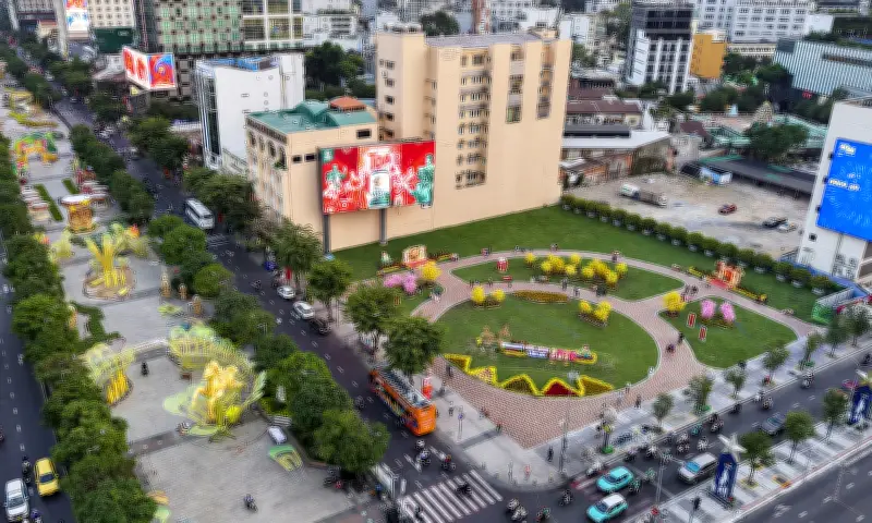 Khu 'Đất Vàng' Bỏ Hoang TP HCM Hóa Công Viên Rực Rỡ Dịp Tết Bính Ngọ