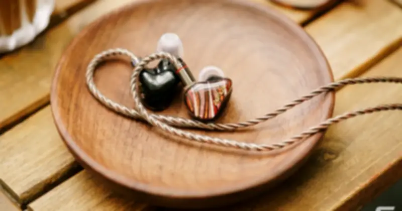 AFUL Performer 8S: Cấu hình 8 màng loa phức tạp tạo chất âm hài hòa, giá trung cấp