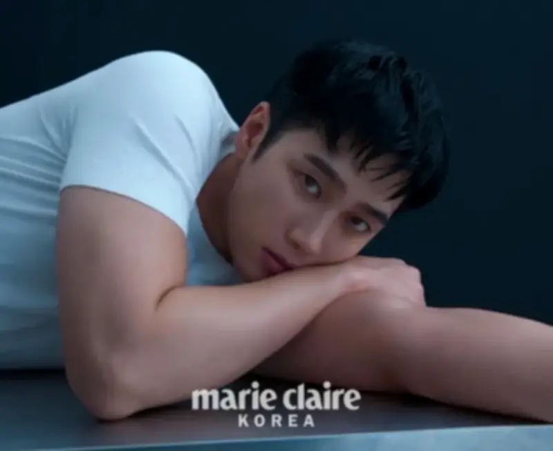 Ahn Bo Hyun gây ấn tượng với loạt ảnh thời trang đầy quyến rũ và bí ẩn