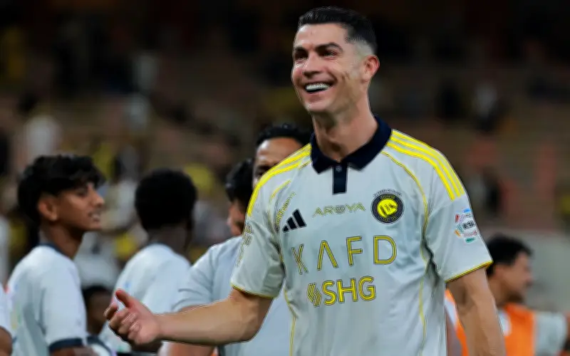 AI Dự Đoán Vận Mệnh Bóng Đá 2026: Ronaldo Khó Vô Địch, Arteta Có Cơ Hội Lớn