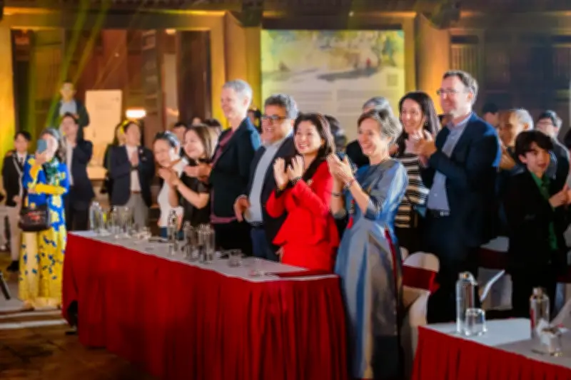 Đại sứ Joanna Skoczek: Năm mới tận hưởng niềm vui sum họp và đón khởi đầu mới