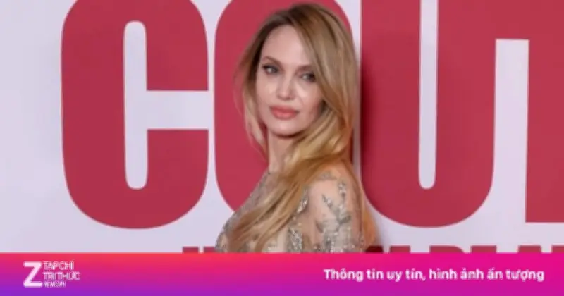 Angelina Jolie Gây Chú Ý Với Đầm Xuyên Thấu Trên Thảm Đỏ Paris