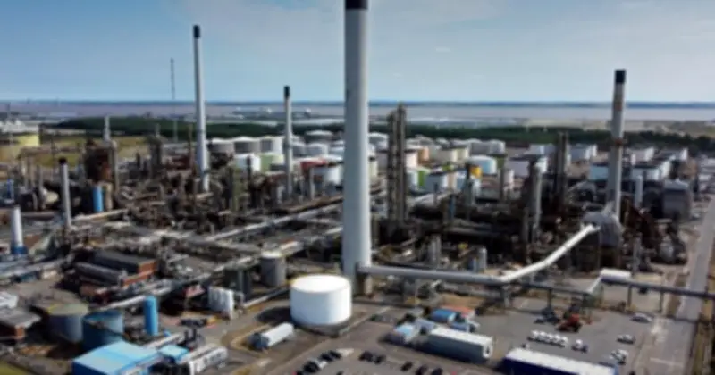 Anh công bố lấy ý kiến về tương lai ngành dầu khí, cảnh báo nguy cơ đóng cửa nhà máy lọc dầu