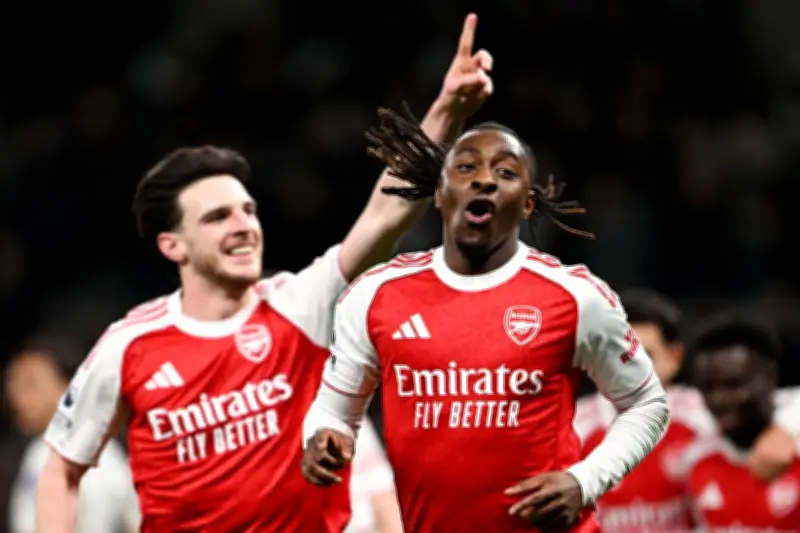 Arsenal đại thắng 4-1 trước Tottenham, củng cố ngôi đầu Premier League