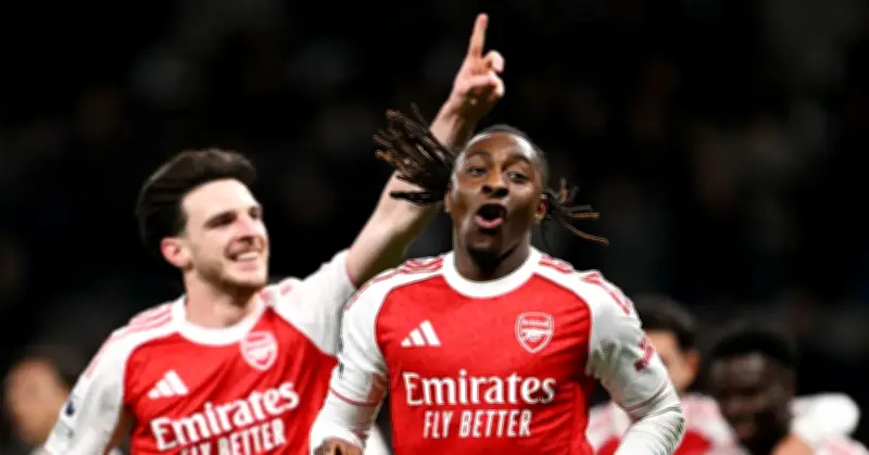 Arsenal Đại Thắng 4-1 Trước Tottenham: Gyokeres Lập Cú Đúp, Eze Tỏa Sáng