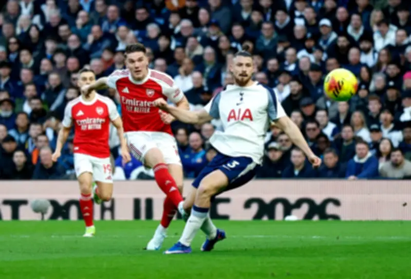 Arsenal Đại Thắng Tottenham, Tăng Tốc Đuổi Theo Man City