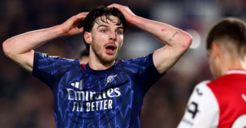 Arsenal Sảy Chân Trước Brentford, Nguy Cơ Bị Man City Soán Ngôi Đầu Bảng