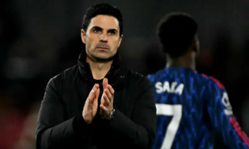 Arteta khẳng định Arsenal không chịu áp lực từ Man City, tập trung từng trận