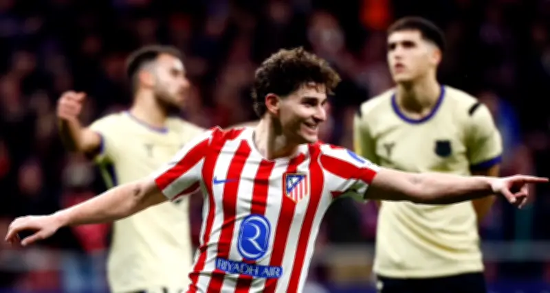 Atletico Madrid nghiền nát Barcelona 4-0, Sociedad thắng Bilbao tại bán kết Cúp Nhà vua