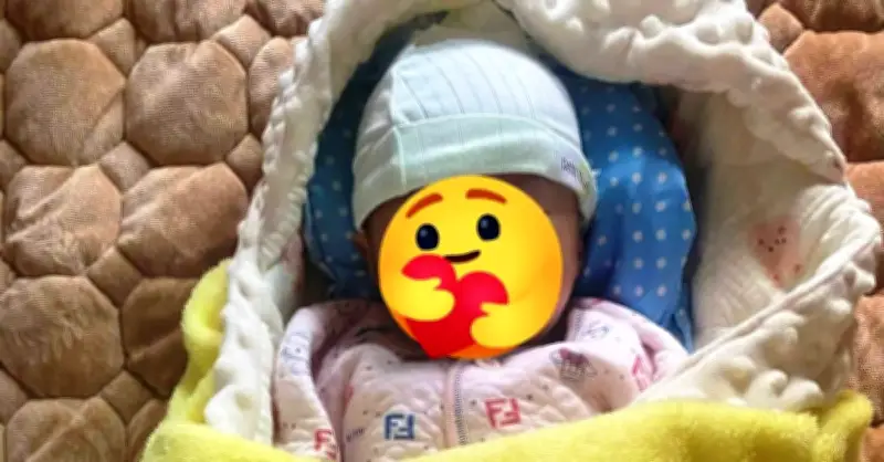 Bé gái 3 tháng tuổi bị bỏ rơi trước cửa nhà dân ở Ninh Bình, chính quyền tìm người thân