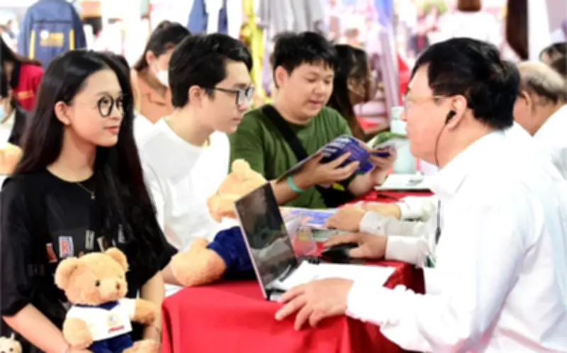 Bộ Giáo dục siết ưu tiên IELTS trong tuyển sinh đại học từ năm 2026