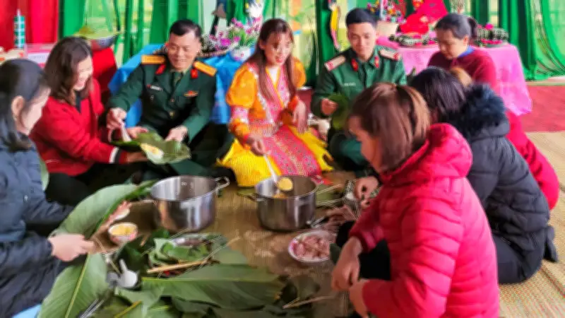 Bộ đội thông tin đón Tết trên đỉnh núi: Giữ vững mạch máu liên lạc giữa mây mù