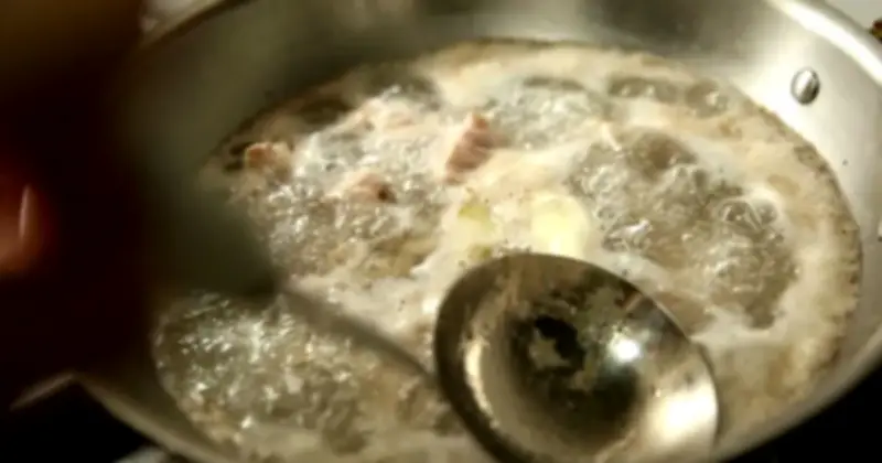 Bí mật lớp bọt khi hầm thịt: Không phải tinh hoa dinh dưỡng, cách xử lý theo từng giai đoạn