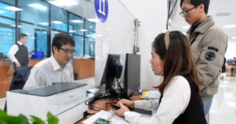 Bộ Nội vụ bãi bỏ 12 văn bản pháp luật liên quan đến công chức, viên chức từ 1/3