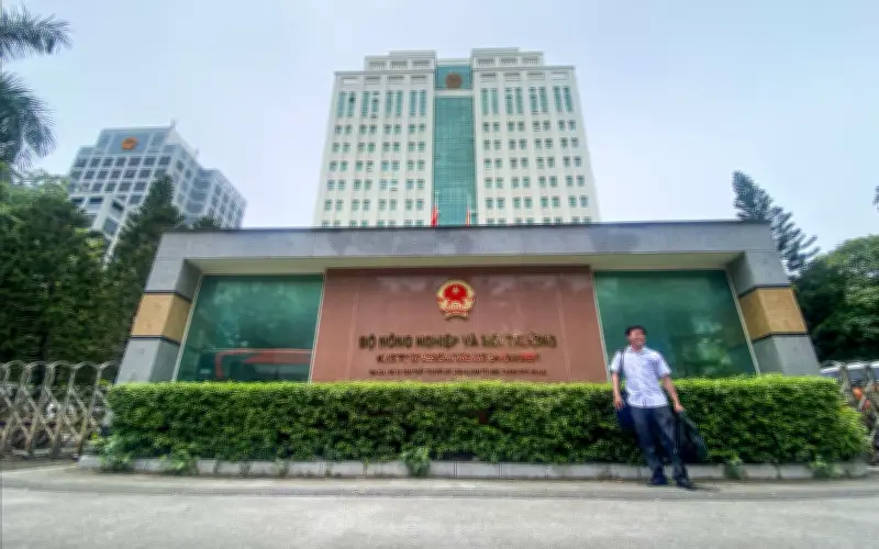 Bộ Nông nghiệp và Môi trường ban hành quyết định tiếp nhận phản ánh vi phạm đất đai