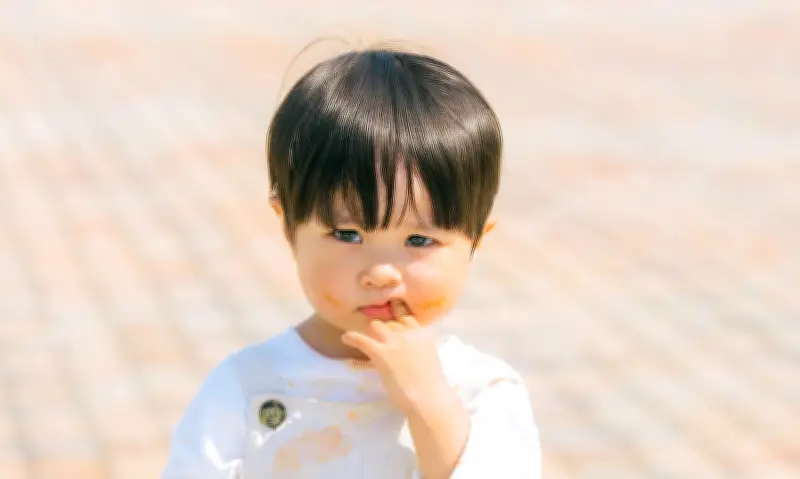 Bé Park Yoo Ho 3 tuổi gây sốt màn ảnh Hàn với biểu cảm đáng yêu trong phim 'Our Universe'