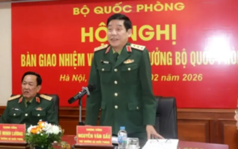 Bộ Quốc phòng bàn giao nhiệm vụ thứ trưởng và công tác kỹ thuật quan trọng