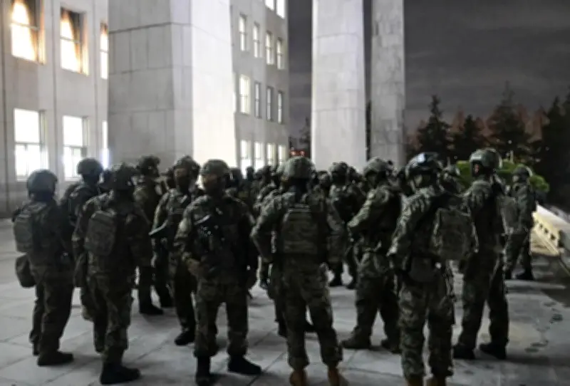 Bộ Quốc phòng Hàn Quốc kỷ luật 14 tướng lĩnh liên quan vụ thiết quân luật