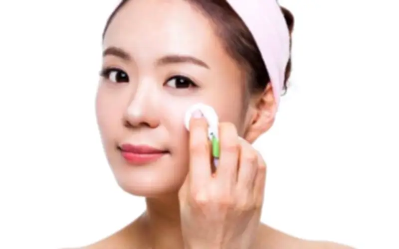 Bí quyết chăm sóc da và trang điểm ngày Tết để đón xuân rạng rỡ