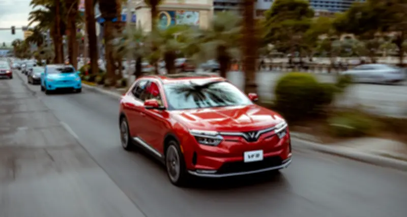 Bí quyết lái xe điện du xuân Tết Bính Ngọ 2026: Tránh 'sập nguồn' trên cao tốc