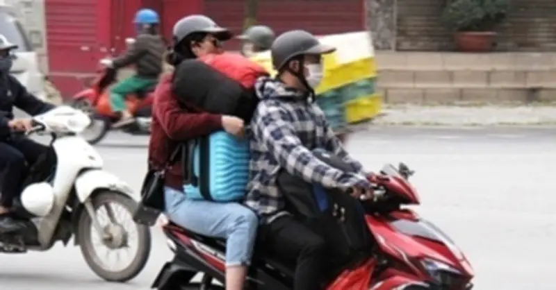 Bí quyết về quê ăn Tết bằng xe máy an toàn và tiết kiệm cho gia đình