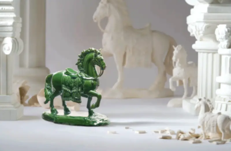 Bộ Sưu Tập Bính Ngọ Vinh Hoa: Tượng Ngựa Minh Long Kết Tinh Tinh Hoa Gốm Sứ