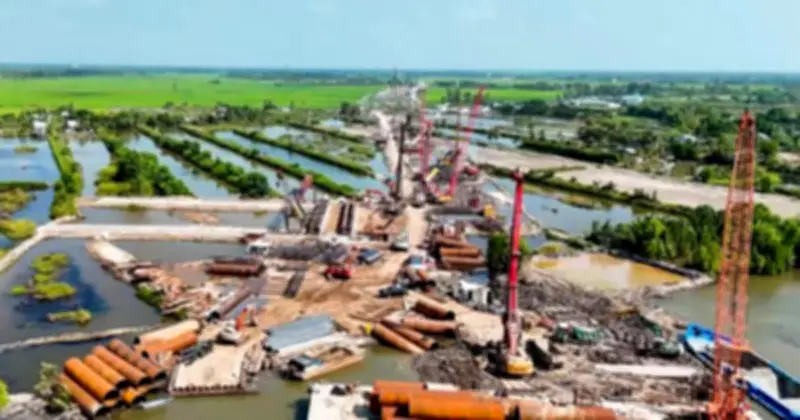 Bí thư Cà Mau thị sát công trình trọng điểm, thúc đẩy tiến độ cao tốc và sân bay