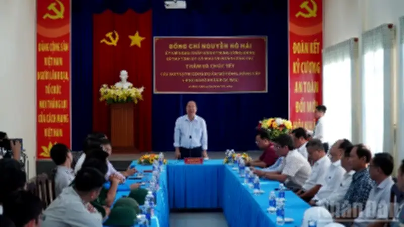 Bí thư Tỉnh ủy Cà Mau kiểm tra, đôn đốc công tác đầu năm tại các cơ quan tham mưu và công trình hạ tầng