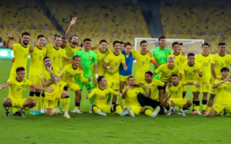 Bộ trưởng Malaysia kêu gọi người hâm mộ bình tĩnh giữa vụ nhập tịch cầu thủ