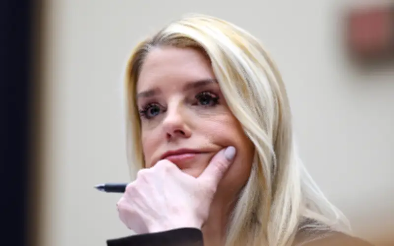 Bộ trưởng Tư pháp Mỹ bảo vệ việc công bố hồ sơ Epstein tại phiên điều trần căng thẳng