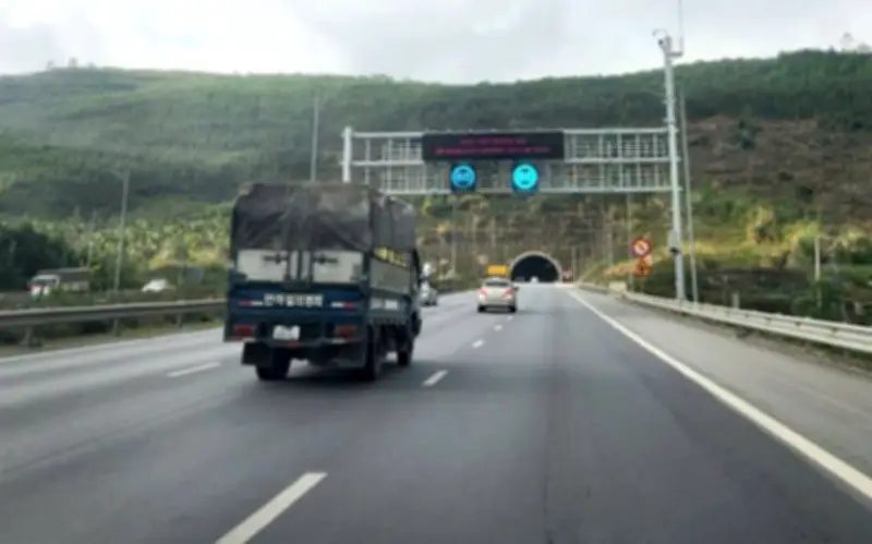 Bộ Xây dựng chấp thuận mức thu phí cho 5 đoạn cao tốc Bắc - Nam phía Đông