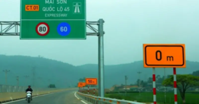 Bộ Xây dựng chấp thuận thu phí cao tốc Bắc - Nam với hai mức giá khác nhau