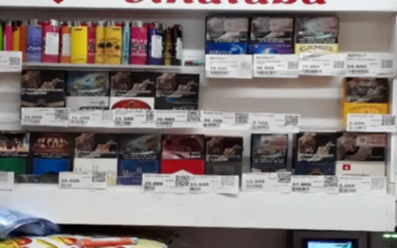 Bộ Y tế đề xuất cấm trưng bày thuốc lá, 13 điểm bán quanh mỗi trường học