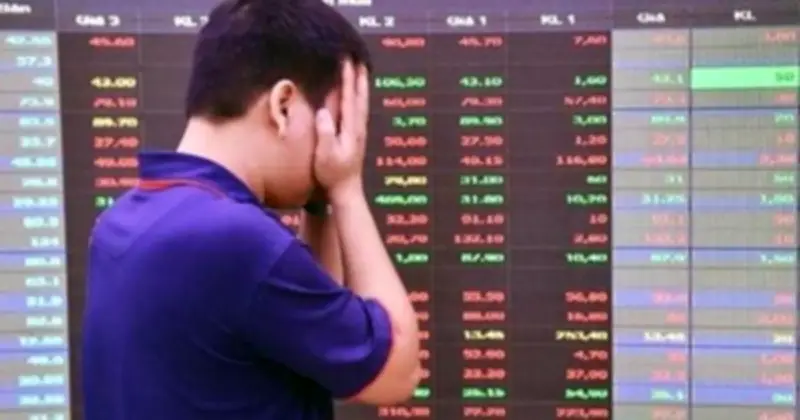 Ba yếu tố chính khiến VN-Index lao dốc gần 170 điểm từ đỉnh cao