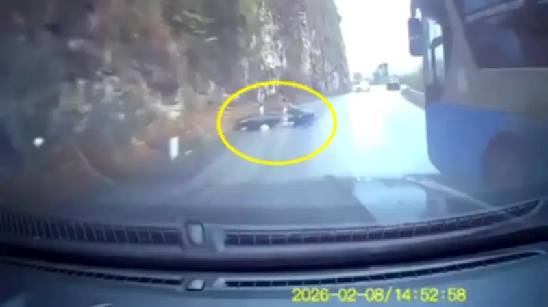 Lỗi sơ đẳng trên đường đèo khiến tài xế gây tai nạn chết người