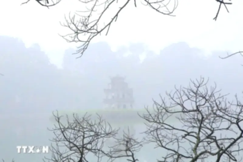 Bắc Bộ và Bắc Trung Bộ trời lạnh, có sương mù, Nam Bộ ngày nắng