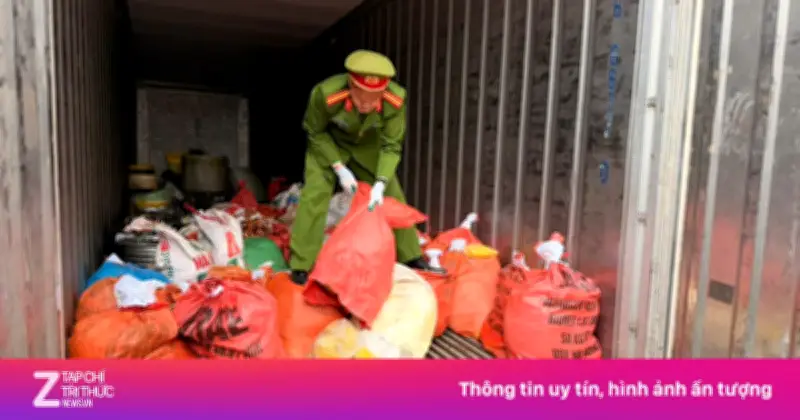 Bắc Ninh: Vợ chồng trộn chất gây ung thư vào gần 2 tấn riềng xay bán ra chợ