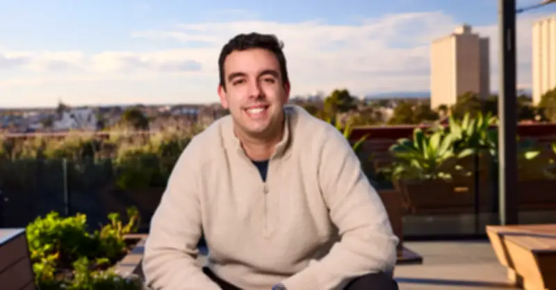 Bác sĩ bỏ nghề vì kiệt sức, quay lại làm startup công nghệ y tế thu về nửa tỷ USD