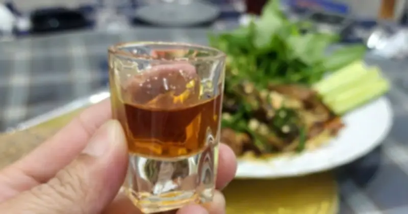 Bác sĩ chỉ rõ 5 nguyên nhân gây khàn tiếng, tắt tiếng trong dịp Tết và cách phòng tránh