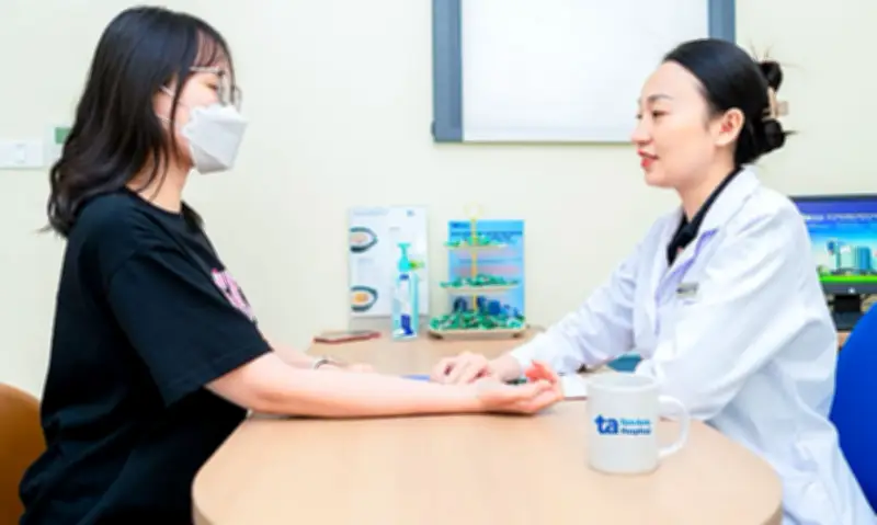 Bác sĩ cảnh báo nguy cơ gan nhiễm mỡ tăng cao trong dịp Tết và cách phòng ngừa