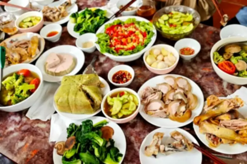 Bác sĩ Nguyễn Huy Hoàng chia sẻ bí quyết ăn Tết không lo tăng cân